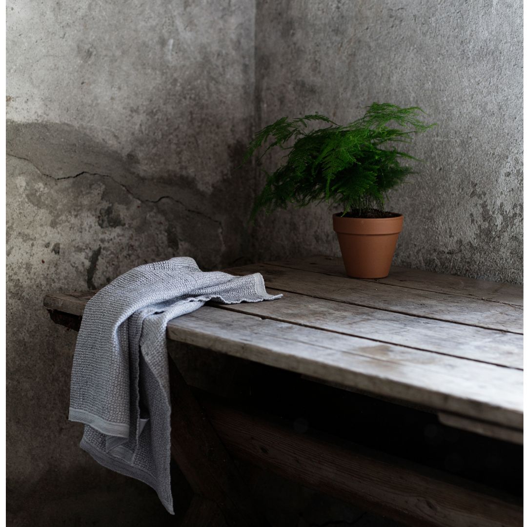 Linen Bath Towel - white & grey