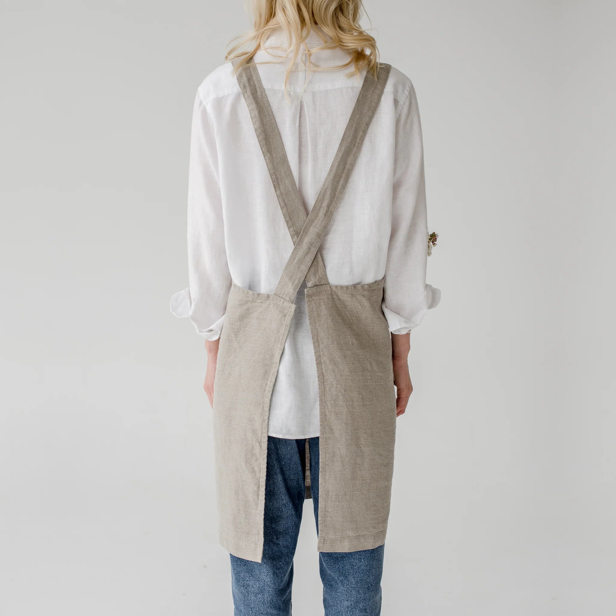 Natural_Crossback_Apron_2_jpg.webp